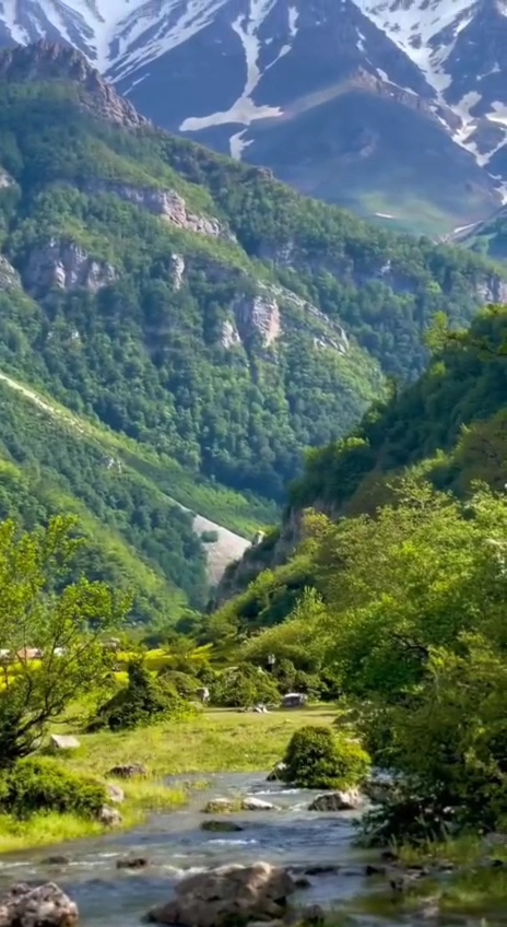 زیبایی های روستای شانه تراش